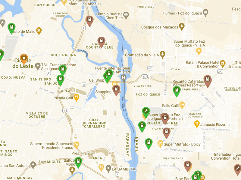 Mapa da Plugshare de Foz do Iguaçu mostrando os terminais de carregamento de carros elétricos.