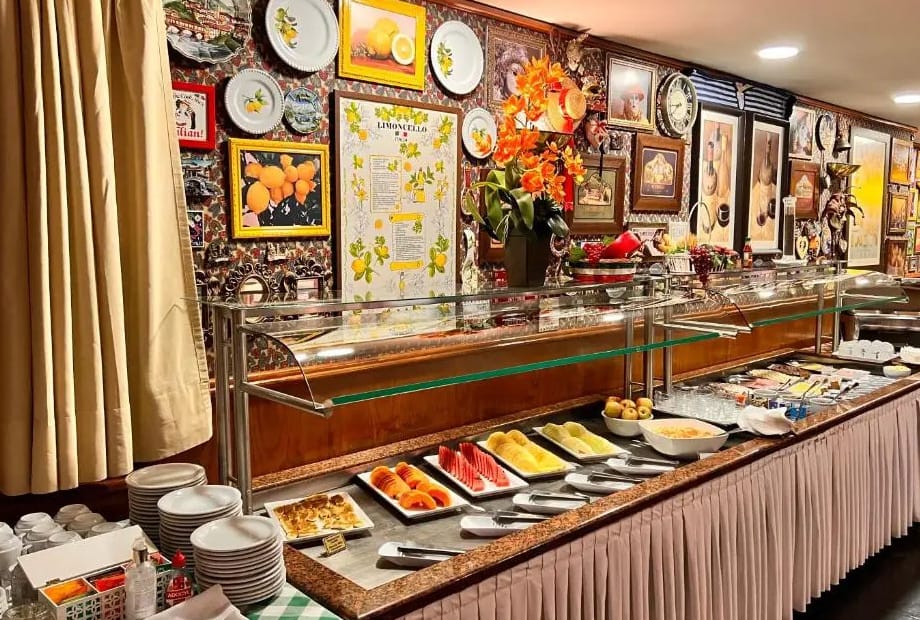 cafe-da-manha-hotel-bella-italia